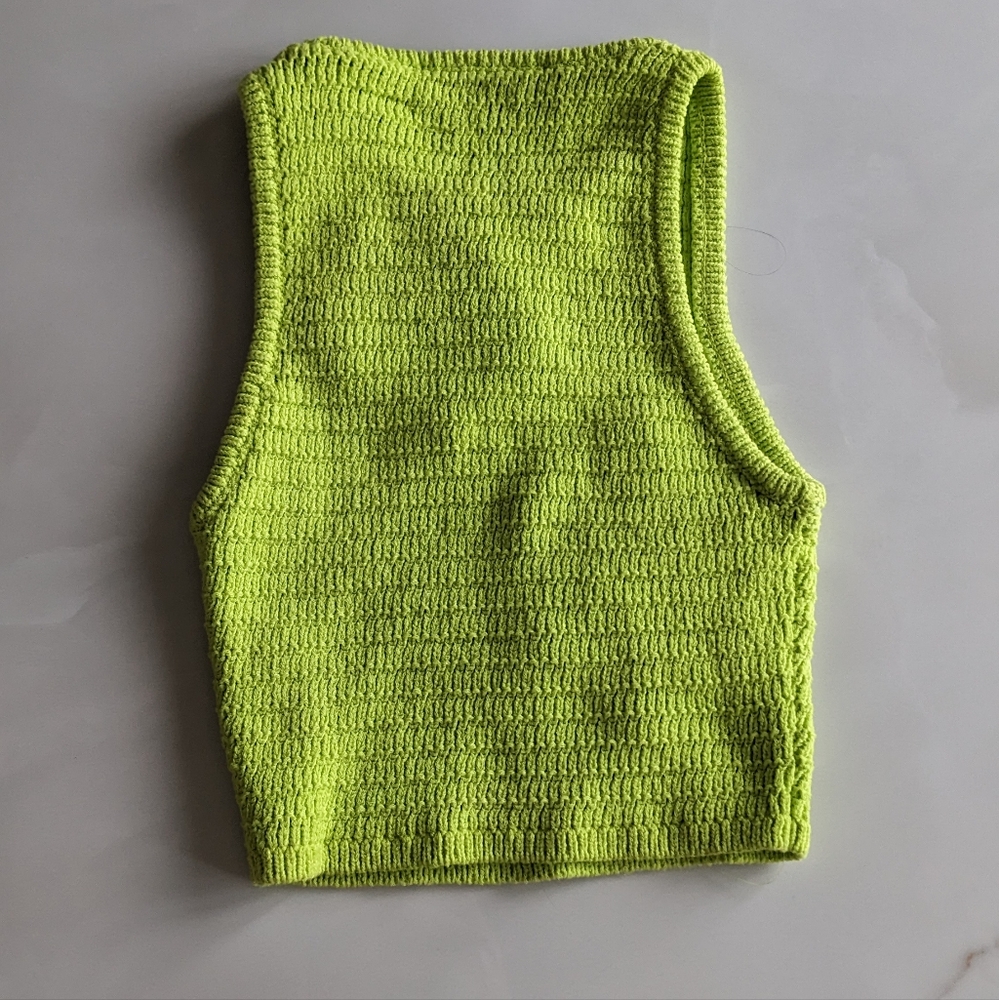 FINAL PRICE Zara Green Knit Crop Top XS Floral Crochet Detail Wooden Bead Unique - Picture 3 of 3